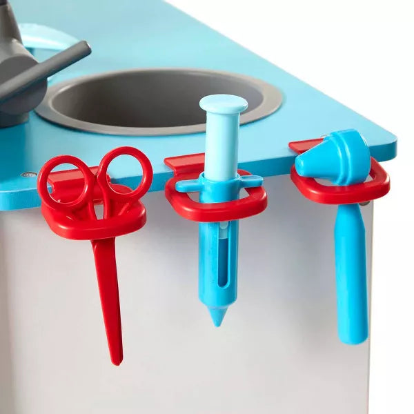 Melissa & Doug Doctor Activity Center