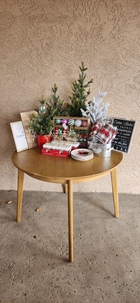 Holiday Decor Bundle