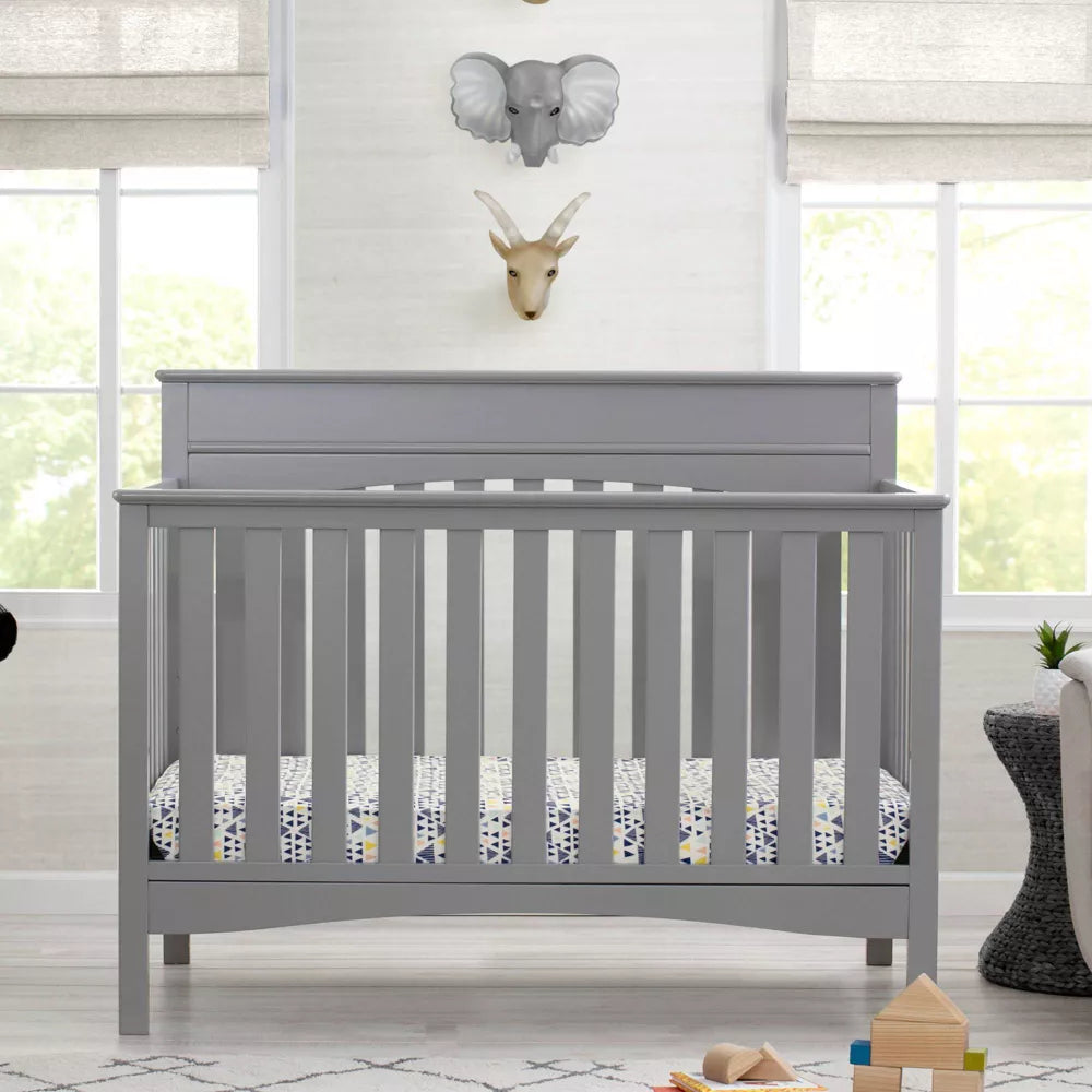 Skylar 4 top in 1 crib